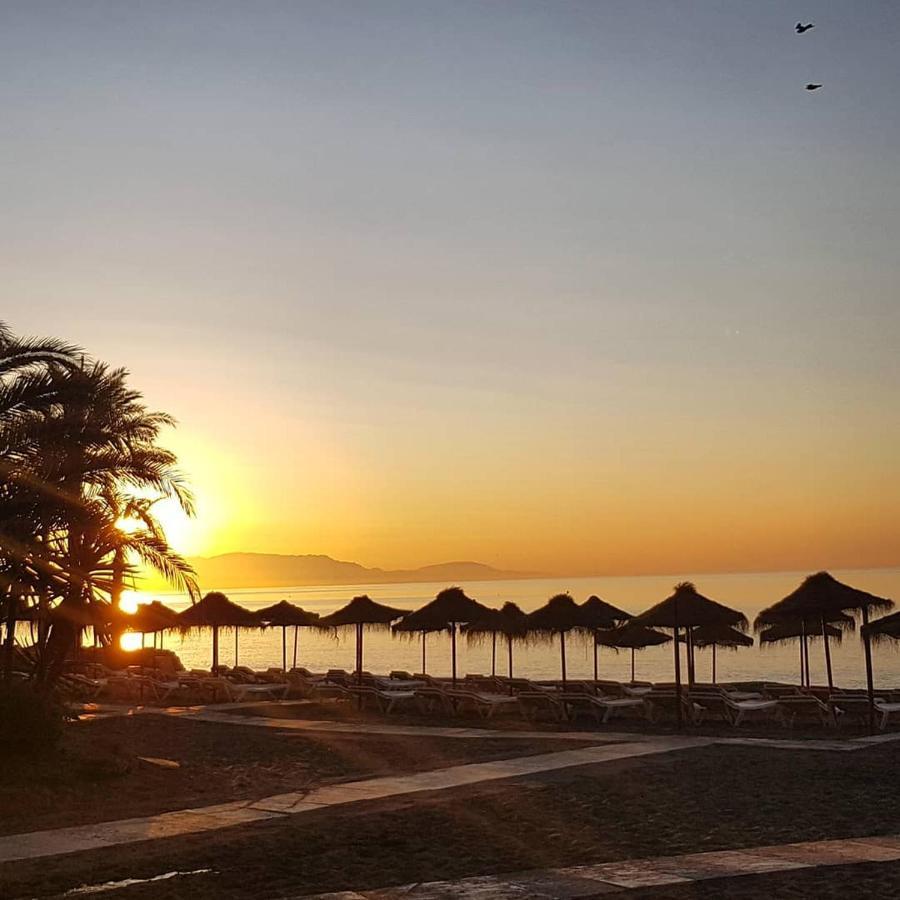 Paloma'S Cozy Beach Flat Torremolinos Buitenkant foto
