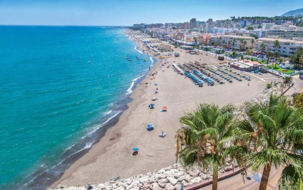 Paloma'S Cozy Beach Flat Torremolinos Buitenkant foto